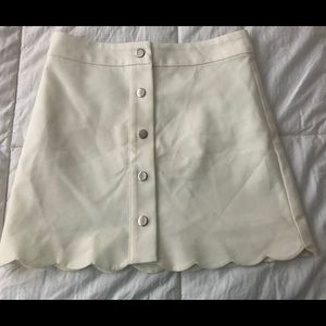 💫  White Scalloped Trendy Skirt